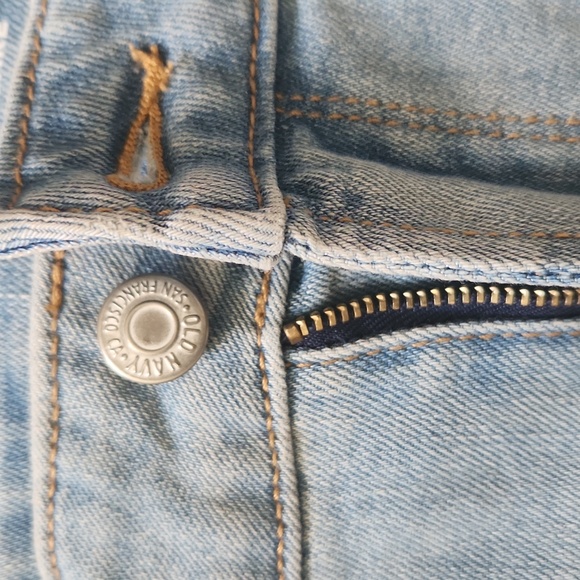 Old Navy High Rise Wow Flare size 8 Jeans - Picture 4 of 17